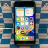 iPhoneSE 第3世代 au版SIMフリー 64GB MMYC3J/A A2782-正面