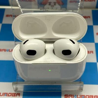 Apple AirPods 第3世代 Lightning充電ケース付き  MPNY3J/A A2897