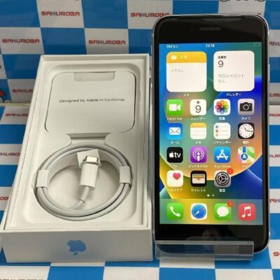 iPhoneSE 第2世代 au版SIMフリー 64GB MHGQ3J/A A2296 新品同様